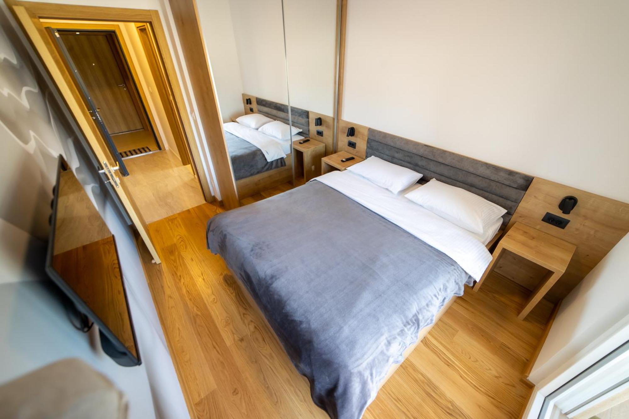 Apart Kraft Podgorica Ngoại thất bức ảnh